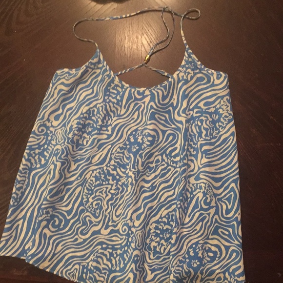 Lilly Pulitzer Tops - Lilly Pulitzer size M silk tank, gorgeous back!
